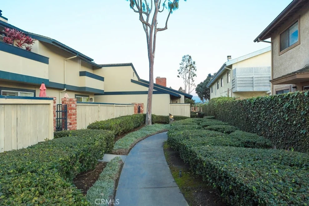 Unit for sale at 16618 Algonquin Street, Huntington Beach, CA 92649