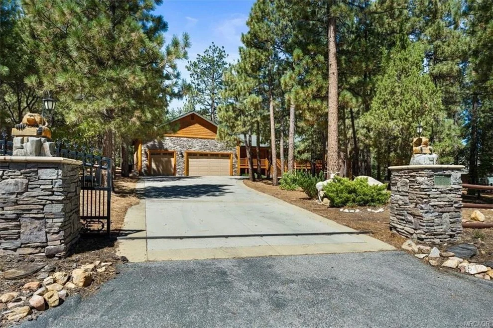 Unit for sale at 613 Cedar Glen Drive, Big Bear, CA 92314