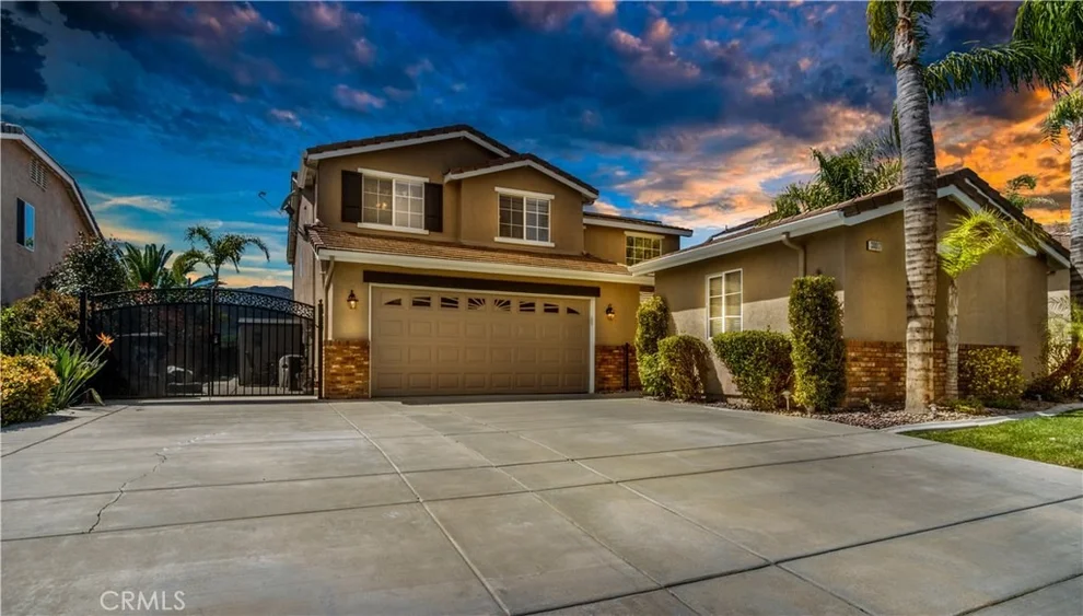 Unit for sale at 38017 Murrieta Creek Drive, Murrieta, CA 92562