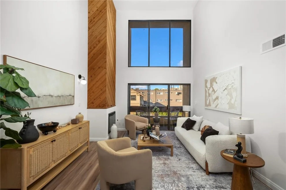 Unit for sale at 300 S Reno Street, Los Angeles, CA 90057
