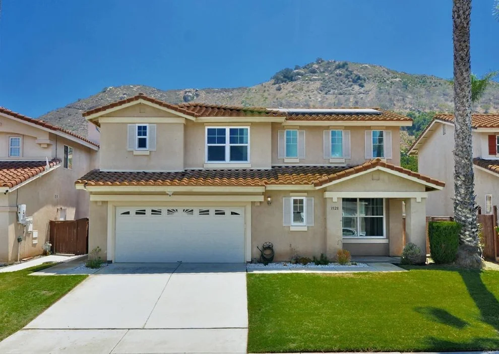 Unit for sale at 3528 Lake Shore Ave, Fallbrook, CA 92028