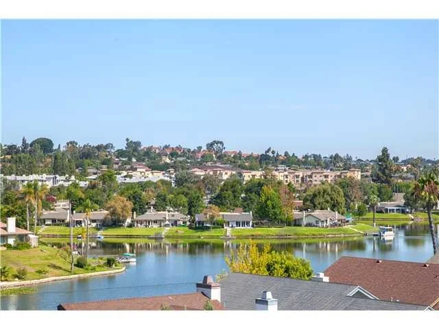 Unit for sale at 1629 Via La Plaza, San Marcos, CA 92078