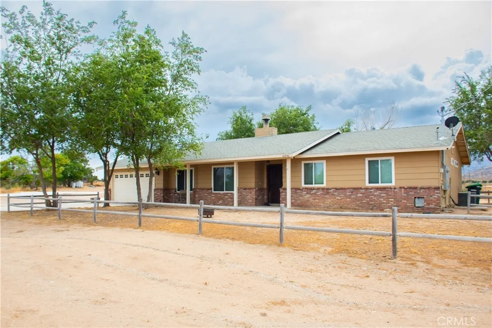 Unit for sale at 6591 Sundown Drive, Phelan, CA 92371