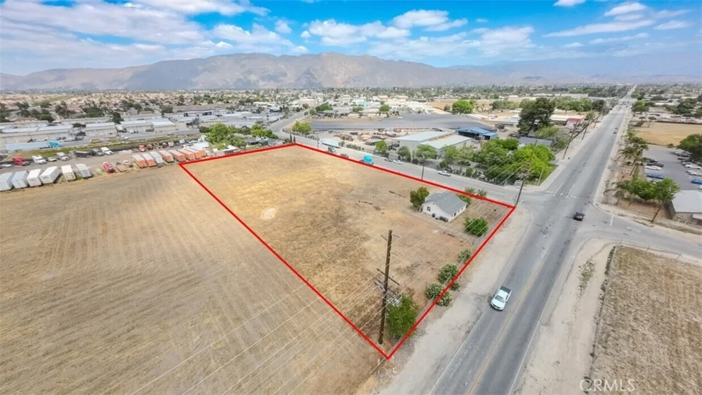 Unit for sale at 1011 W 7th St, San Jacinto, CA 92582