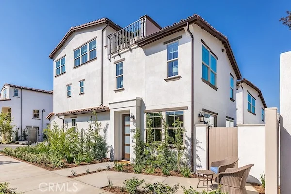 Unit for sale at 828 E Florista Lane, Alhambra, CA 91801