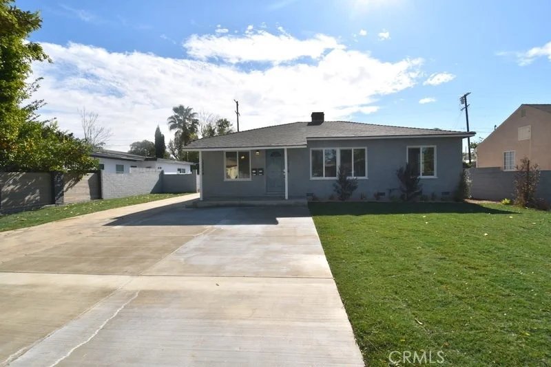 Unit for sale at 15216 Runnymede Street, Van Nuys, CA 91405