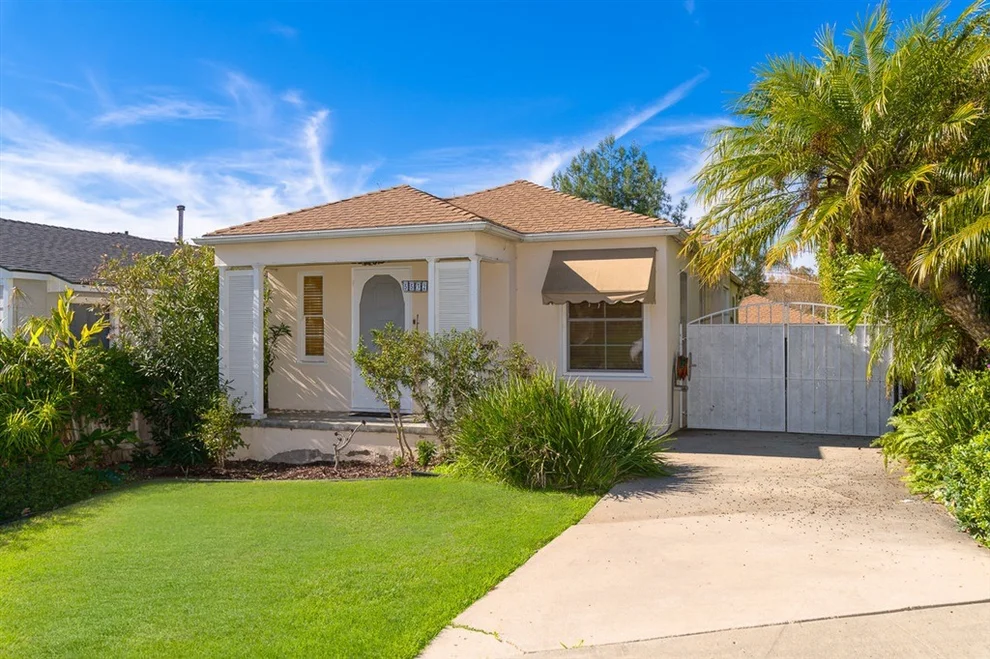Unit for sale at 5532 TAFT, La Jolla, CA 92037