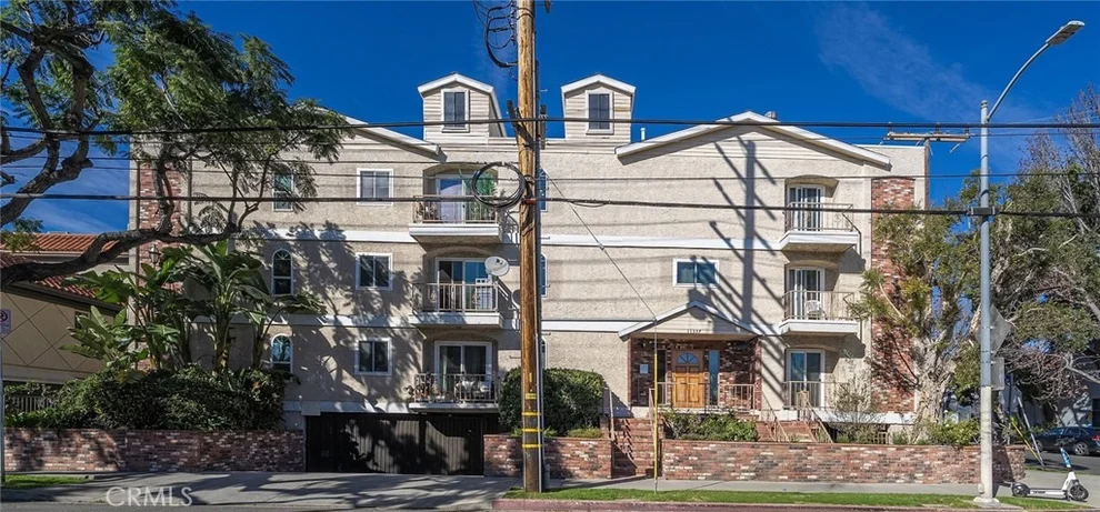 Unit for sale at 11337 Nebraska, Los Angeles, CA 90025