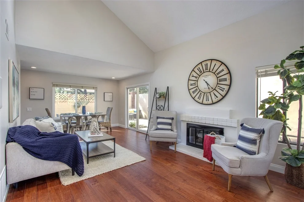 Unit for sale at 12462 Carmel Cape, San Diego, CA 92130