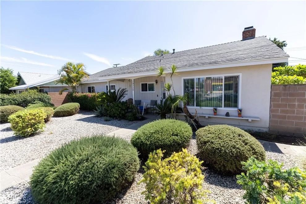 Unit for sale at 19320 Parthenia Street, Los Angeles, CA 91324