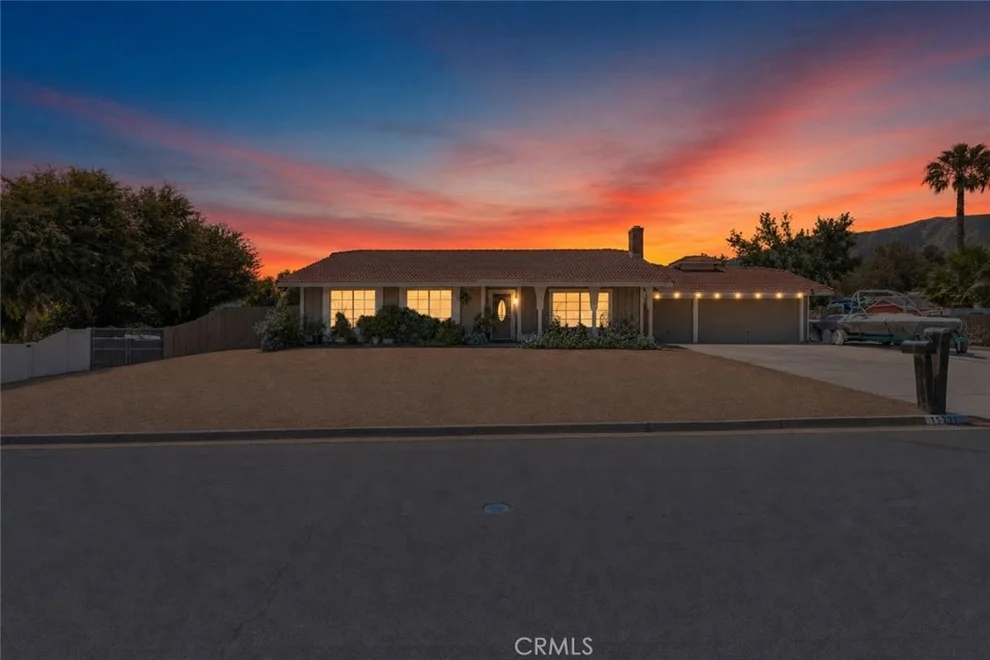 Unit for sale at 15271 Alvarado, Lake Elsinore, CA 92530