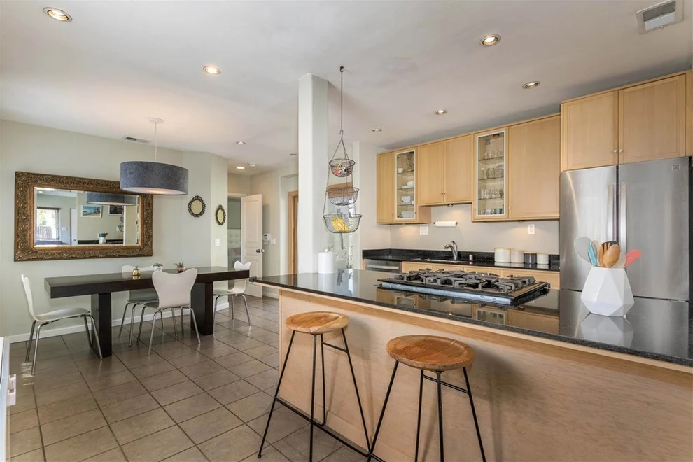 Unit for sale at 4221 Madison Ave, San Diego, CA 92116