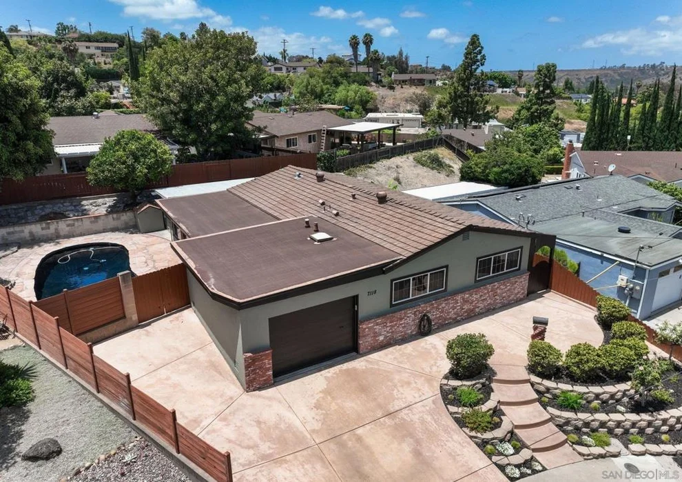 Unit for sale at 7118 Conestoga, San Diego, CA 92120