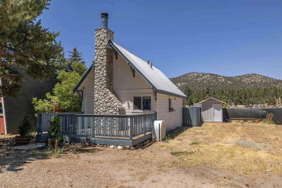 Unit for sale at 927 W Fairway Boulevard, Big Bear, CA 92314