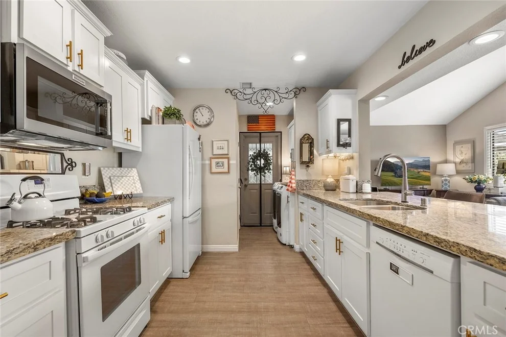 Unit for sale at 4334 Conquista Avenue, Lakewood, CA 90713