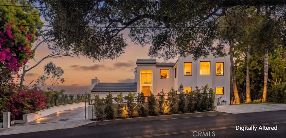 Unit for sale at 3566 Beverly Glen, Sherman Oaks, CA 91423