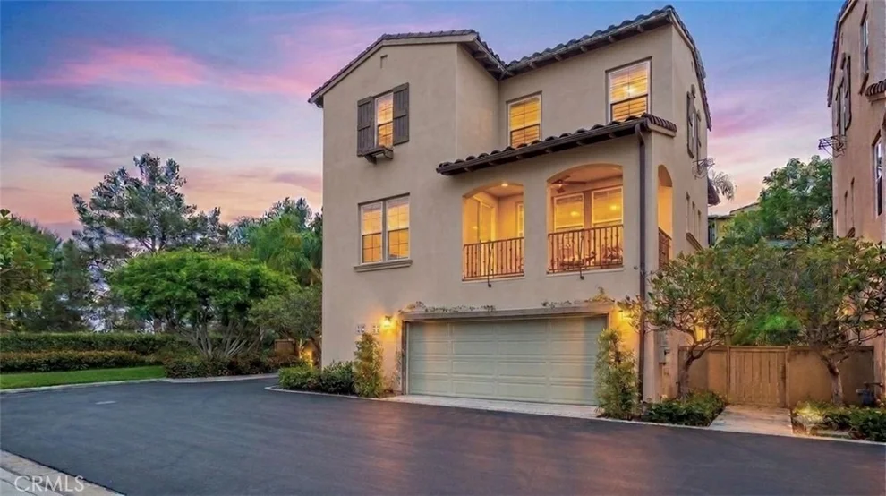 Unit for sale at 347 Tall Oak, Irvine, CA 92603