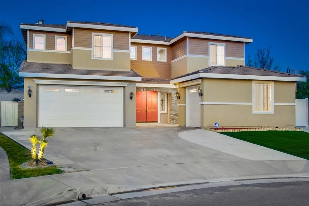Unit for sale at 31992 Honeysuckle, Winchester, CA 92596