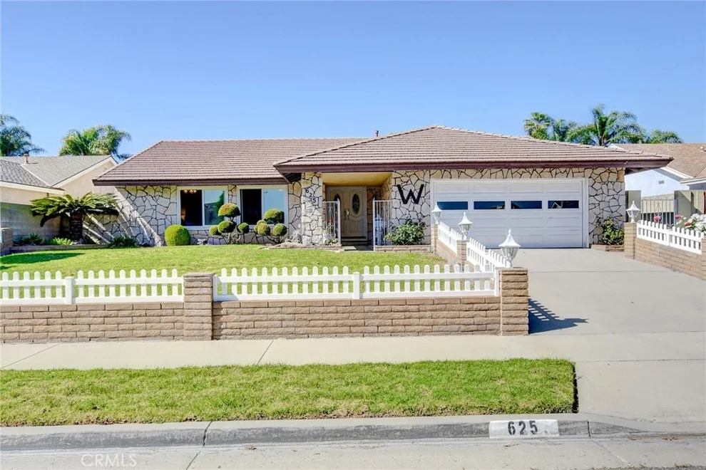 Unit for sale at 625 Alcott Avenue, Placentia, CA 92870