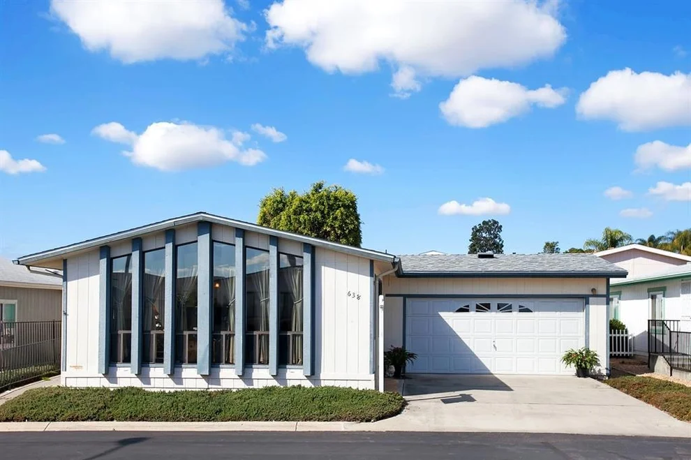 Unit for sale at 638 Via Costa Rica, Vista, CA 92081
