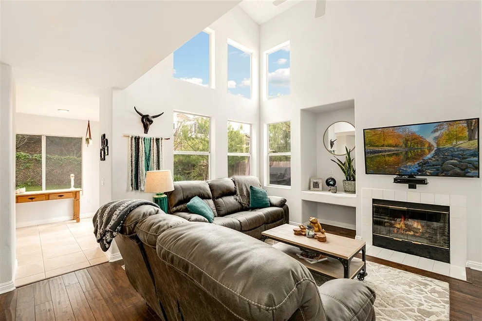 Unit for sale at 657 Hillhaven Dr, San Marcos, CA 92078