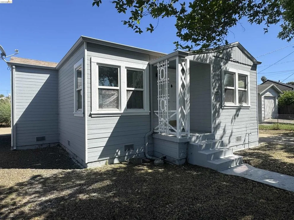 Unit for sale at 220 13Th St, Vallejo, CA 94590