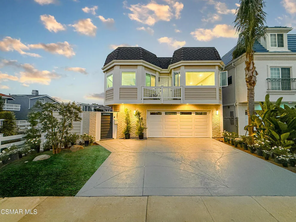 Unit for sale at 2014 Peninsula Road, Oxnard, CA 93035
