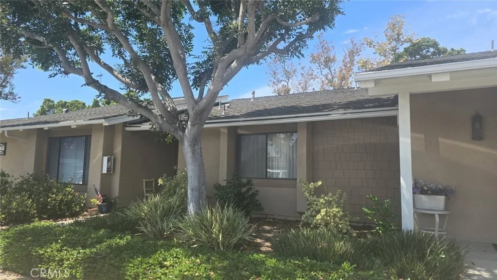 Unit for sale at 8566 Colusa Cir Court, Huntington Beach, CA 92646