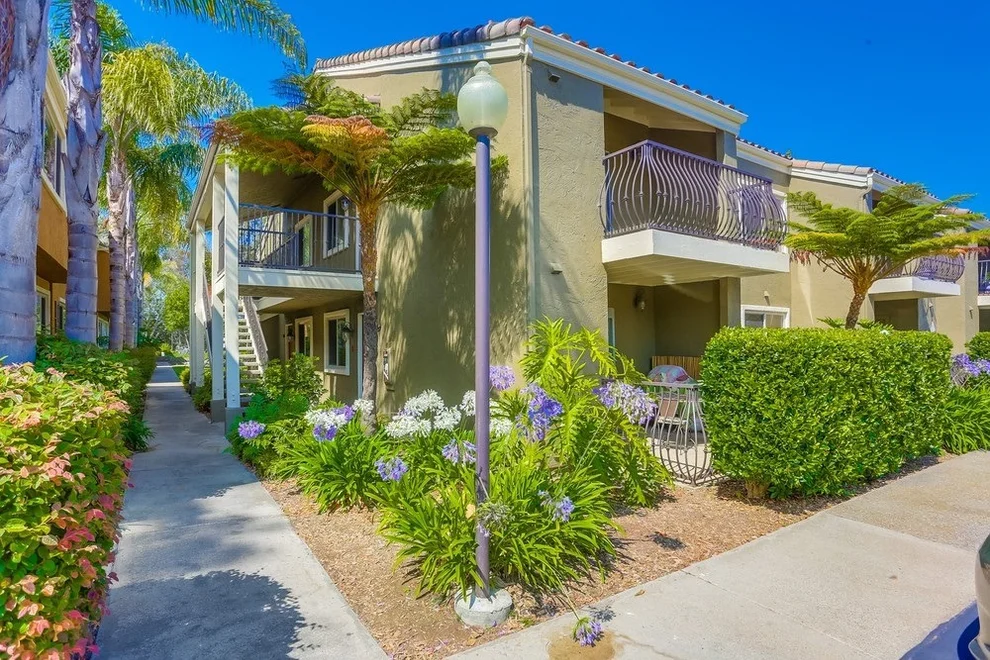 Unit for sale at 8430 Via Mallorca, La Jolla, CA 92037