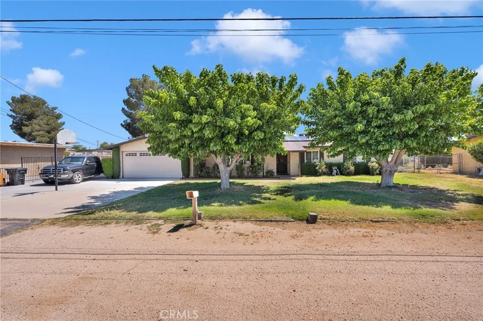 Unit for sale at 15413 Don Roberto, Victorville, CA 92394
