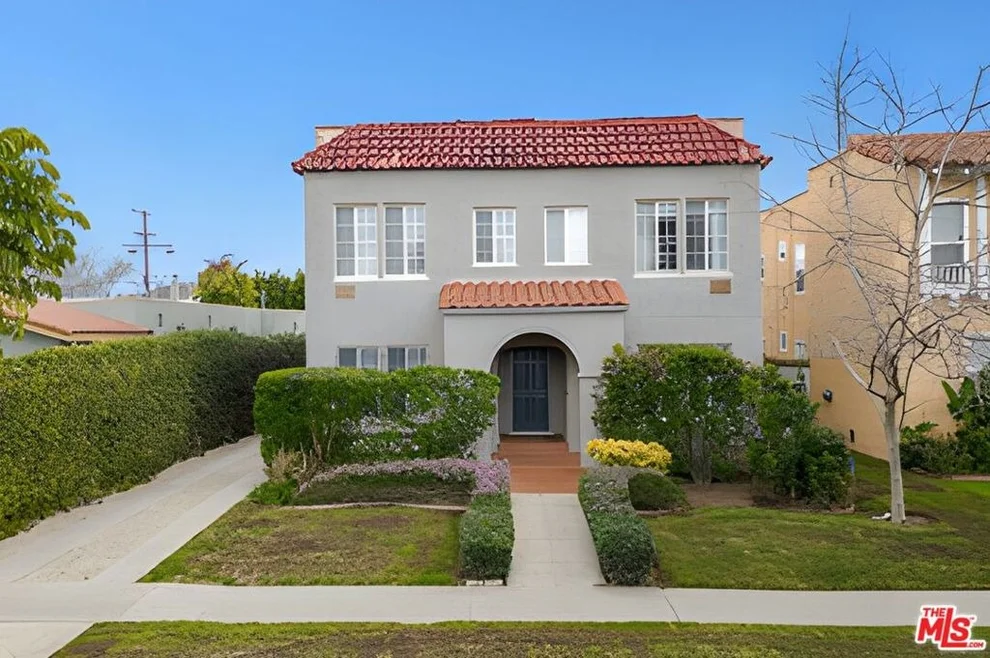 Unit for sale at 1520 Hauser Boulevard, Los Angeles, CA 90019