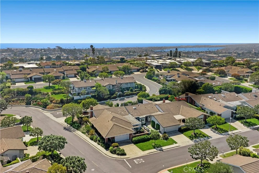 Unit for sale at 11 Seafaring, Corona Del Mar, CA 92625