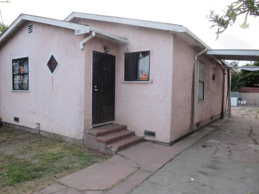 Unit for sale at 1027 76Th Ave, Oakland, CA 94621