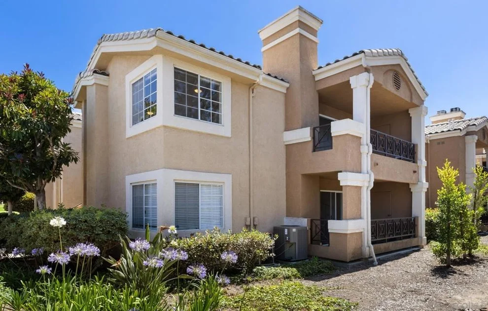 Unit for sale at 3110 Sello Ln, Carlsbad, CA 92009