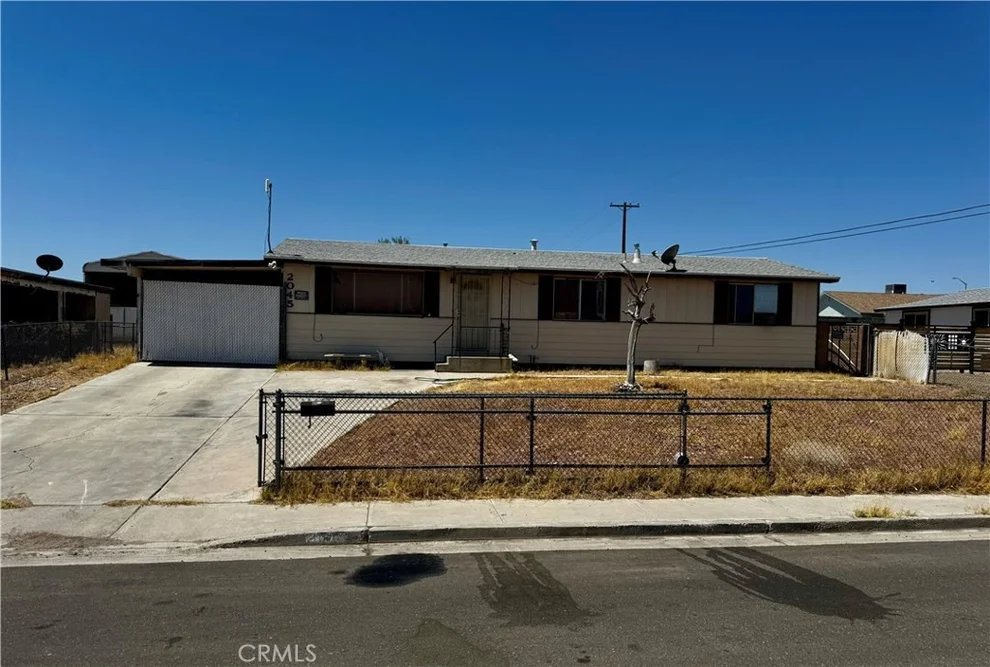 Unit for sale at 2045 Desoto Street, Needles, CA 92363