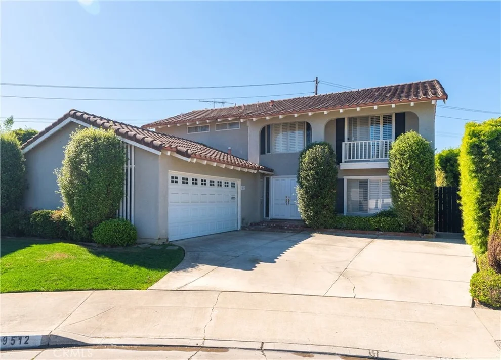 Unit for sale at 9512 Hightide, Huntington Beach, CA 92646