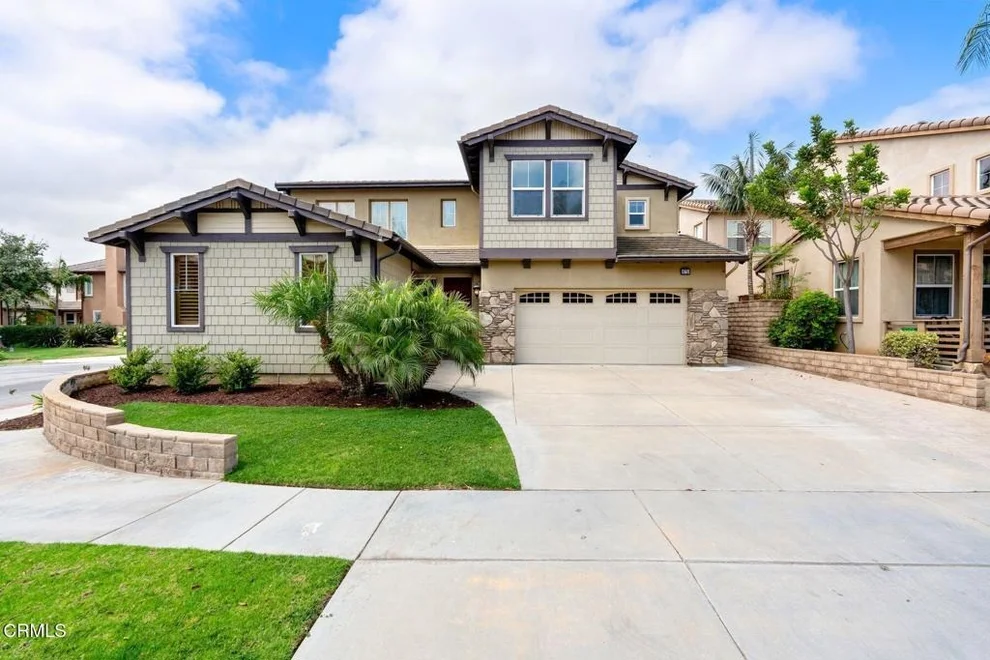 Unit for sale at 675 Charleston Place, Ventura, CA 93004