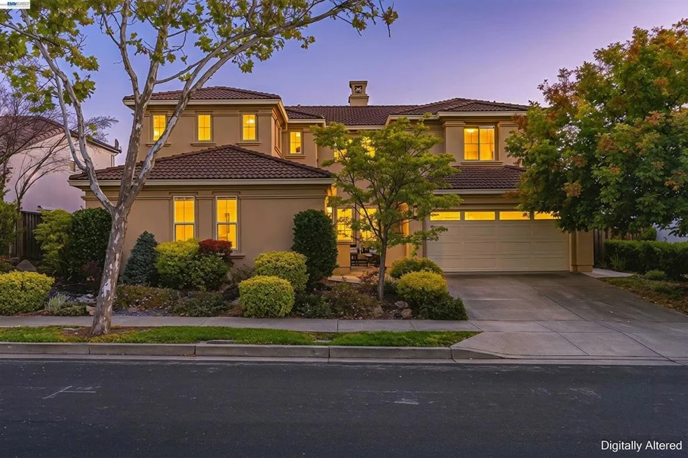 Unit for sale at 5811 Cattleya Dr, San Ramon, CA 94582