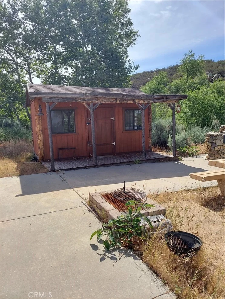 Unit for sale at 8 Dove Drive, Aguanga, CA 92536