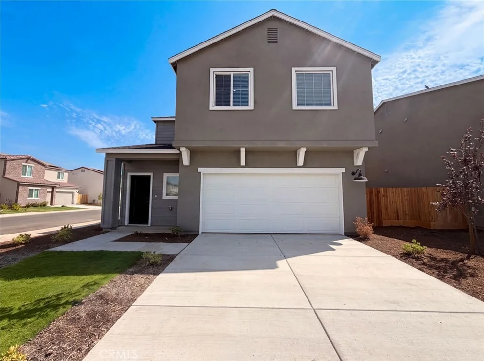Unit for sale at 4496 Bellaire, Clovis, CA 93619