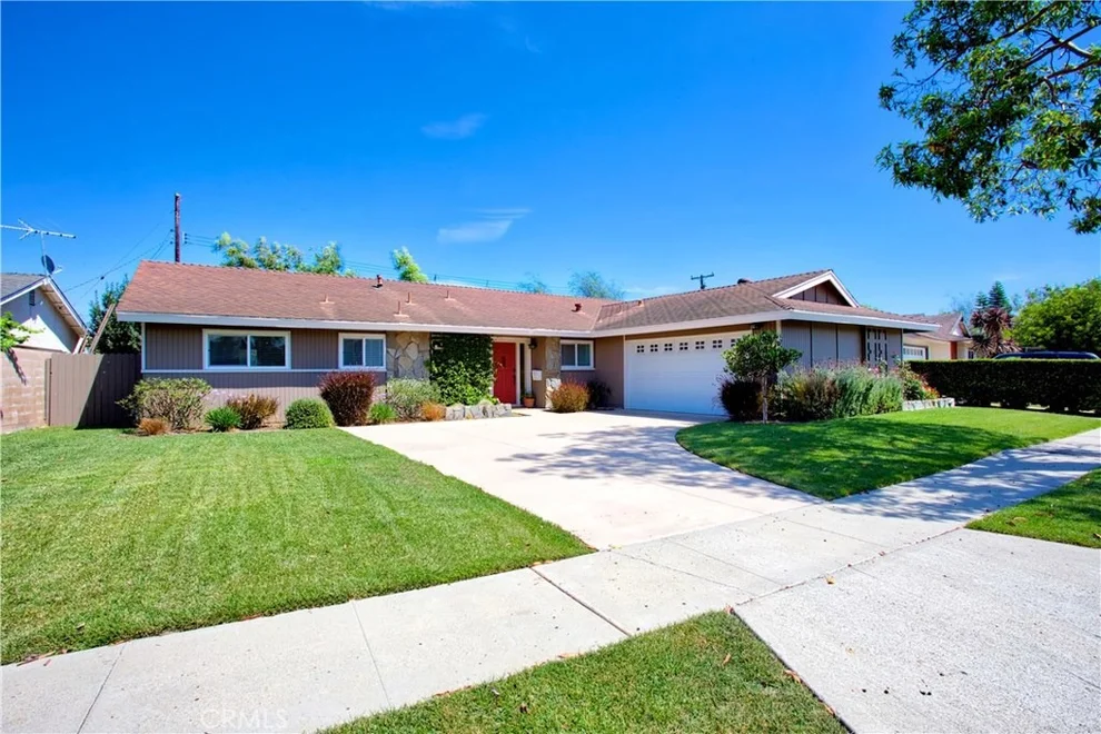 Unit for sale at 2776 San Juan Lane, Costa Mesa, CA 92626