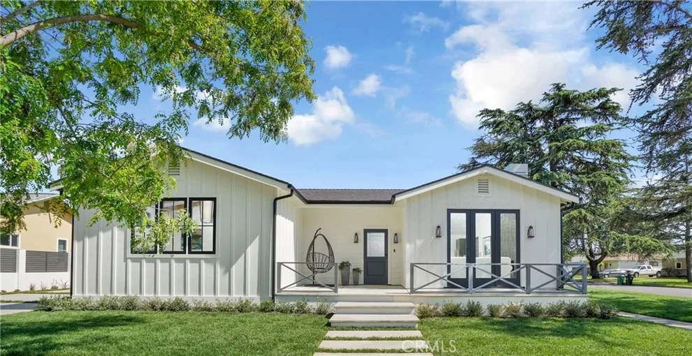Unit for sale at 11566 McDonald Street, Culver City, CA 90230