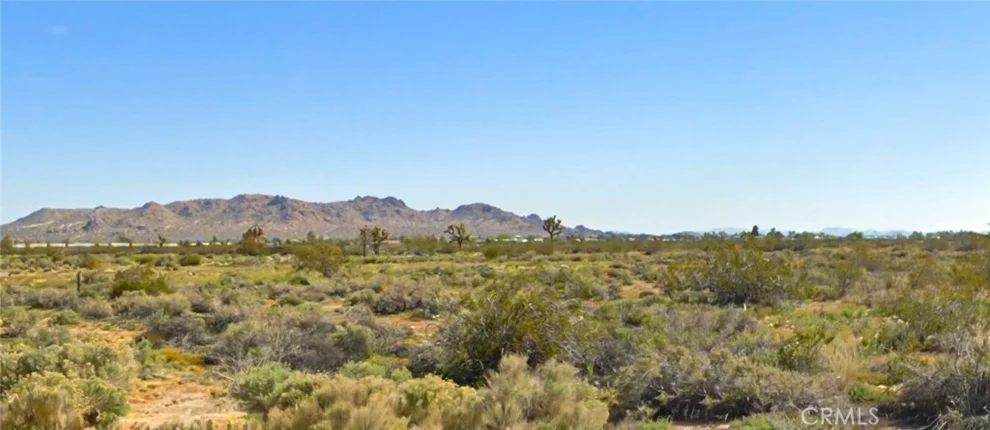 Unit for sale at 0 E Ave R 10, Sun Village, CA 93543