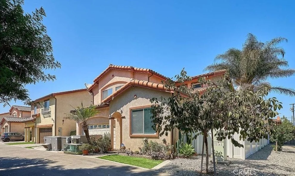 Unit for sale at 8619 Noble Avenue, North Hills, CA 91343