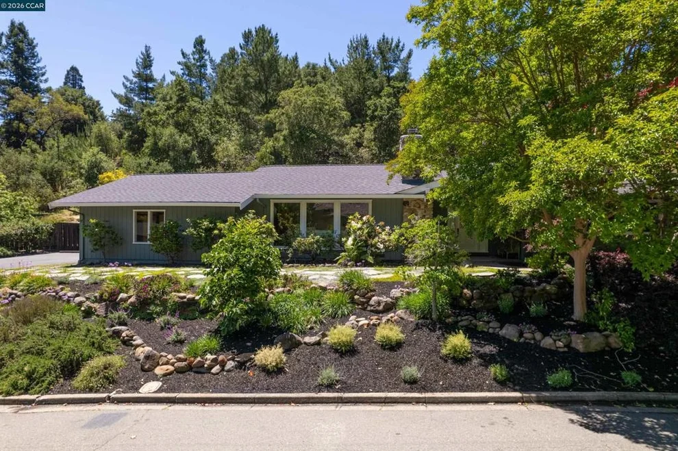 Unit for sale at 59 Lynwood Pl, Moraga, CA 94556