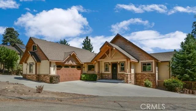 Unit for sale at 985 Sonoma Drive, Lake Arrowhead, CA 92352