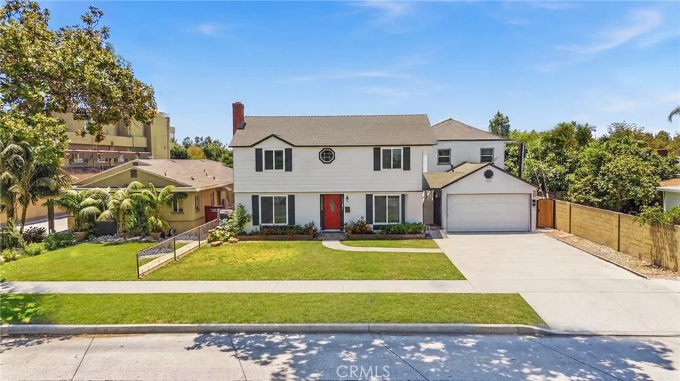 Unit for sale at 1514 E 4th, Santa Ana, CA 92701