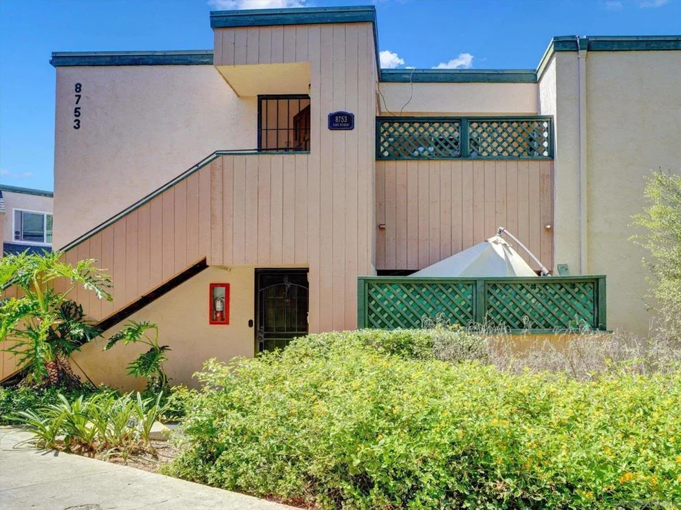 Unit for sale at 8753 Lake Murray Blvd, San Diego, CA 92119