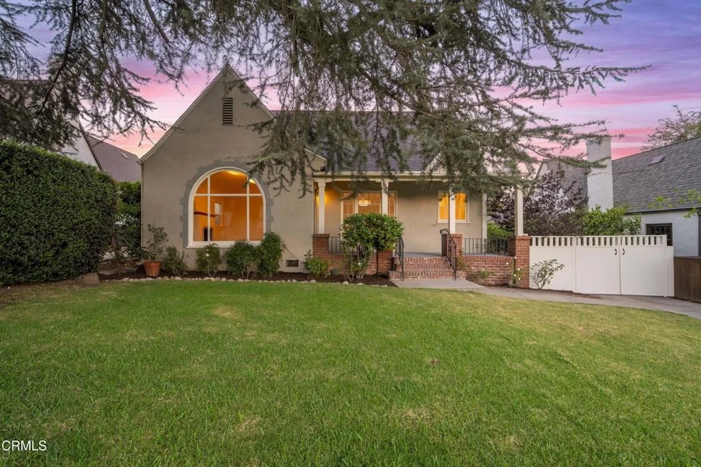 Unit for sale at 2370 Catherine Road, Altadena, CA 91001