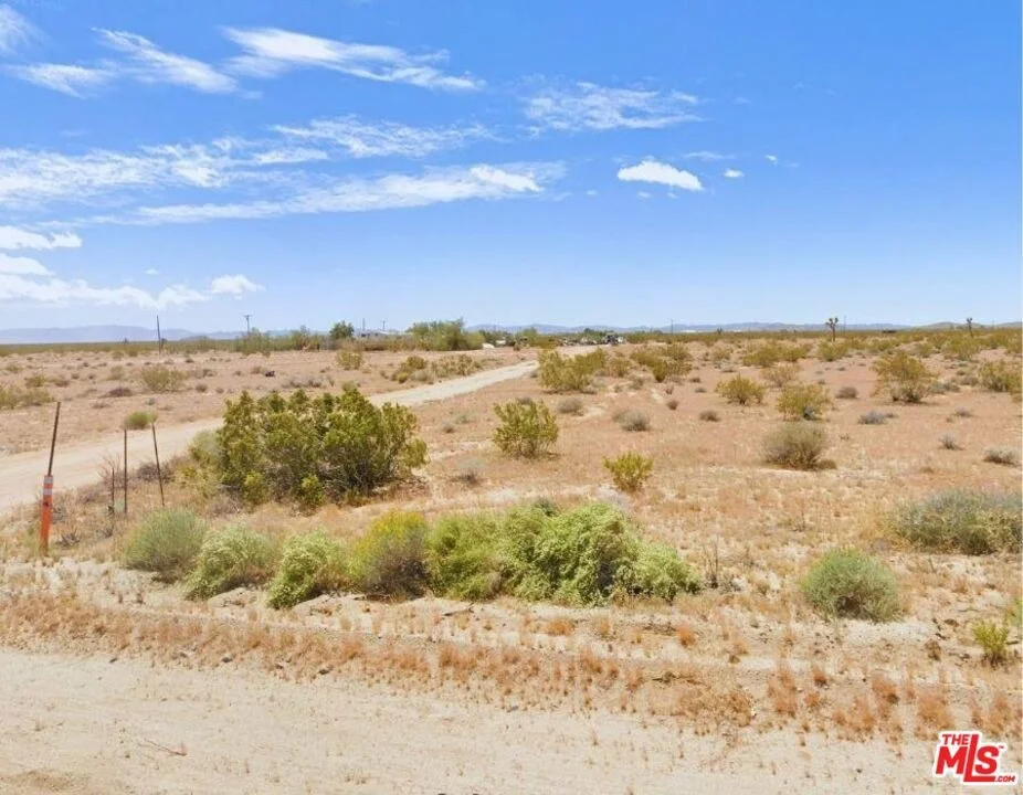 Unit for sale at 0 Leslie, Landers, CA 92285